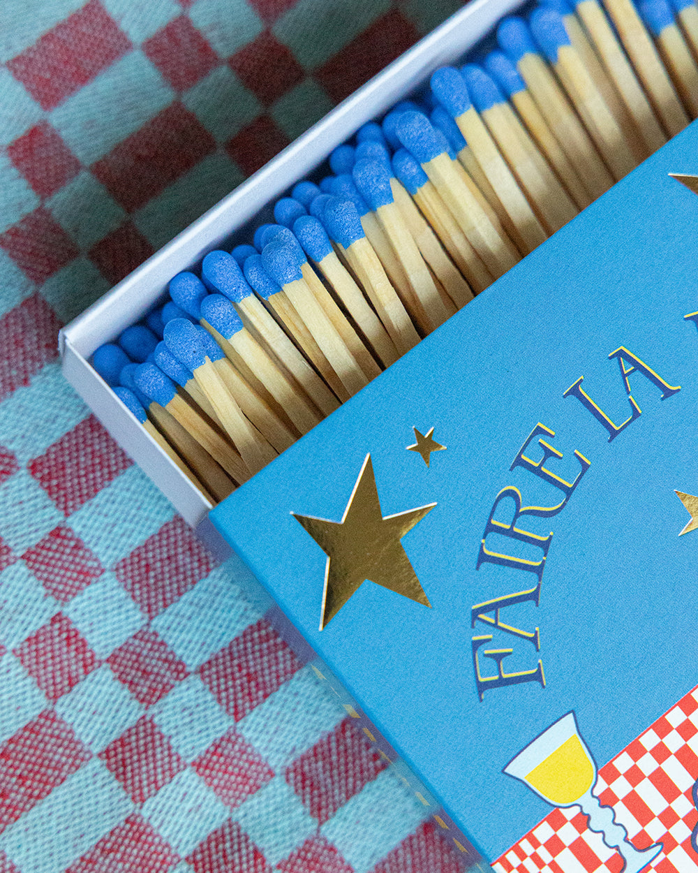 Luciferdoos à table