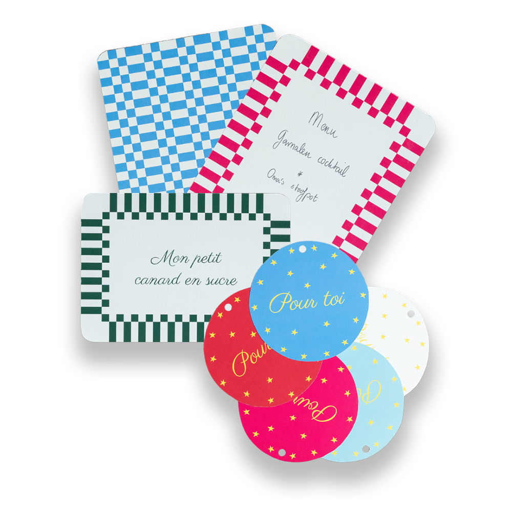 Met dit feestpakket van Chouette by Jet heb je alles in één keer bij de hand: menukaarten, wenskaarten en naamlabels. 
